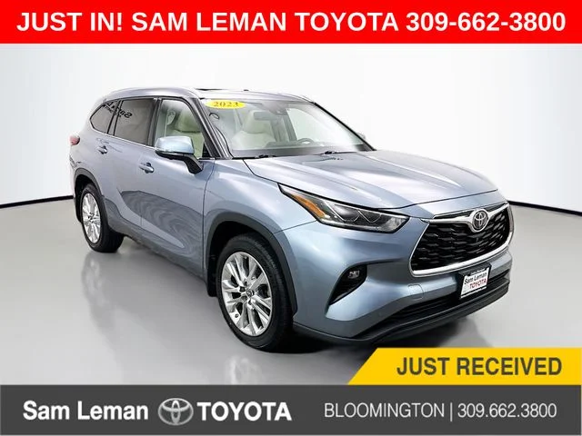 2023 Toyota Highlander Limited for sale at Sam Leman Toyota of Bloomington