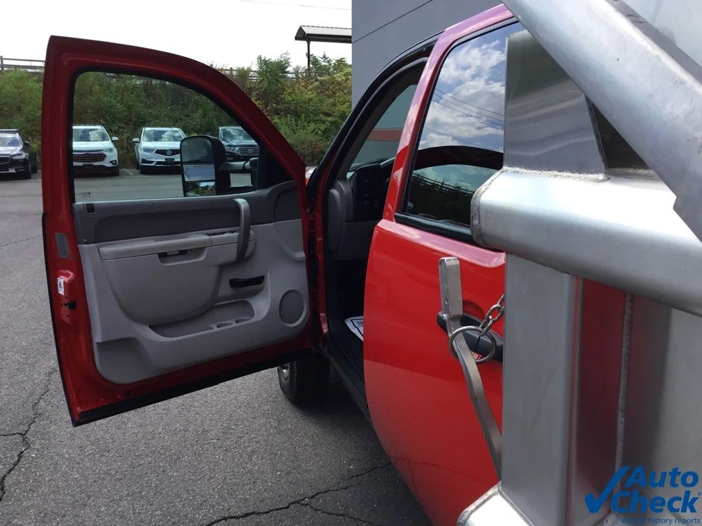 Used 2013 Red Chevrolet Work Truck image 23