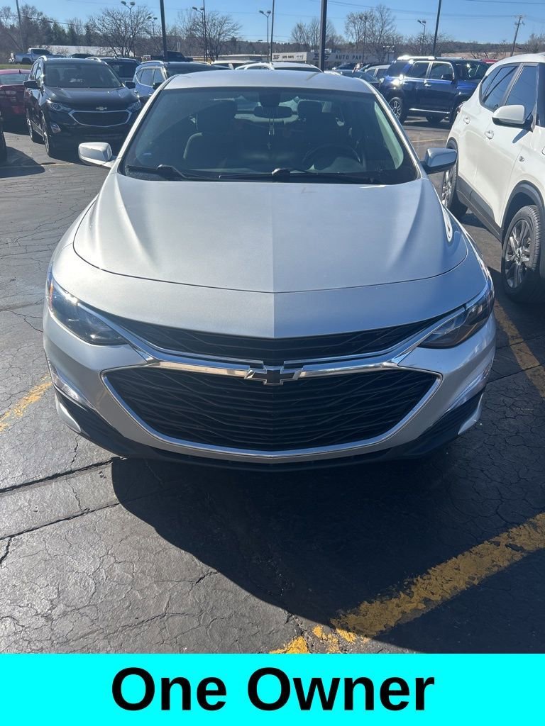 2020 Chevrolet Malibu RS's photo