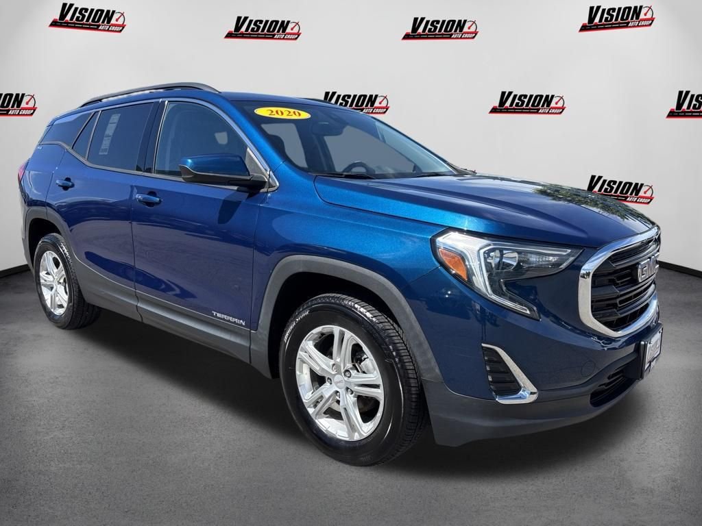 Used 2020 Blue GMC SLE image 3