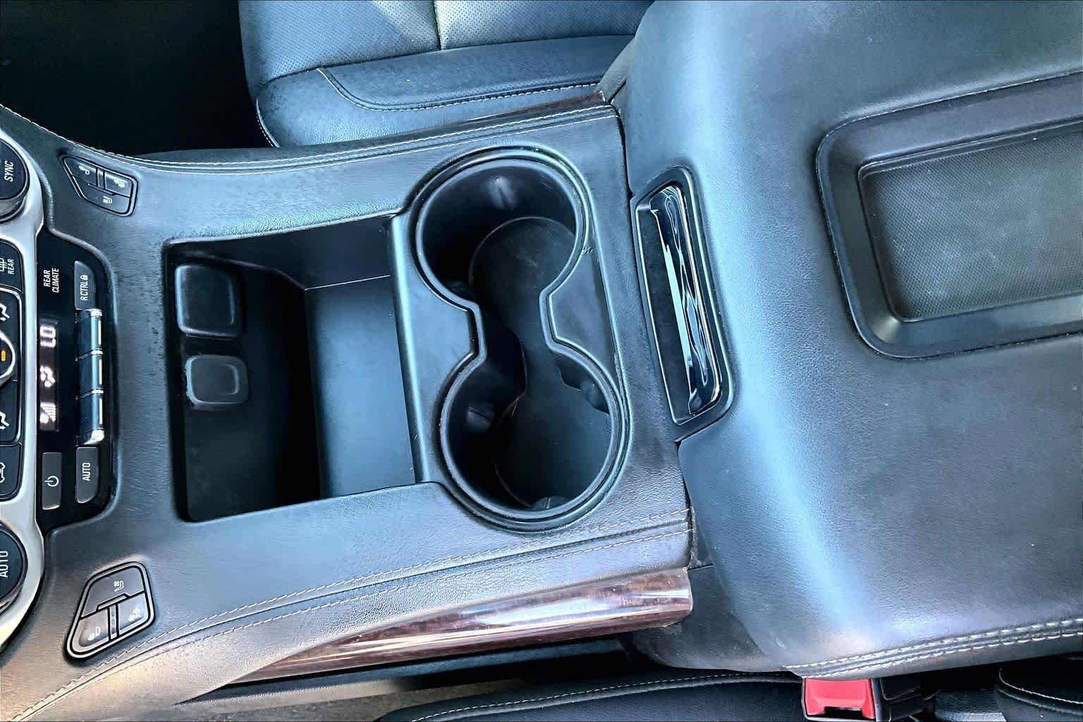 Used 2018 Quicksilver Metallic GMC SLT image 14