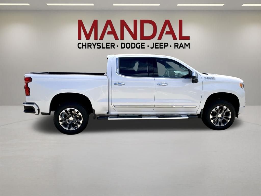 Used 2023 Beige Chevrolet High Country image 5