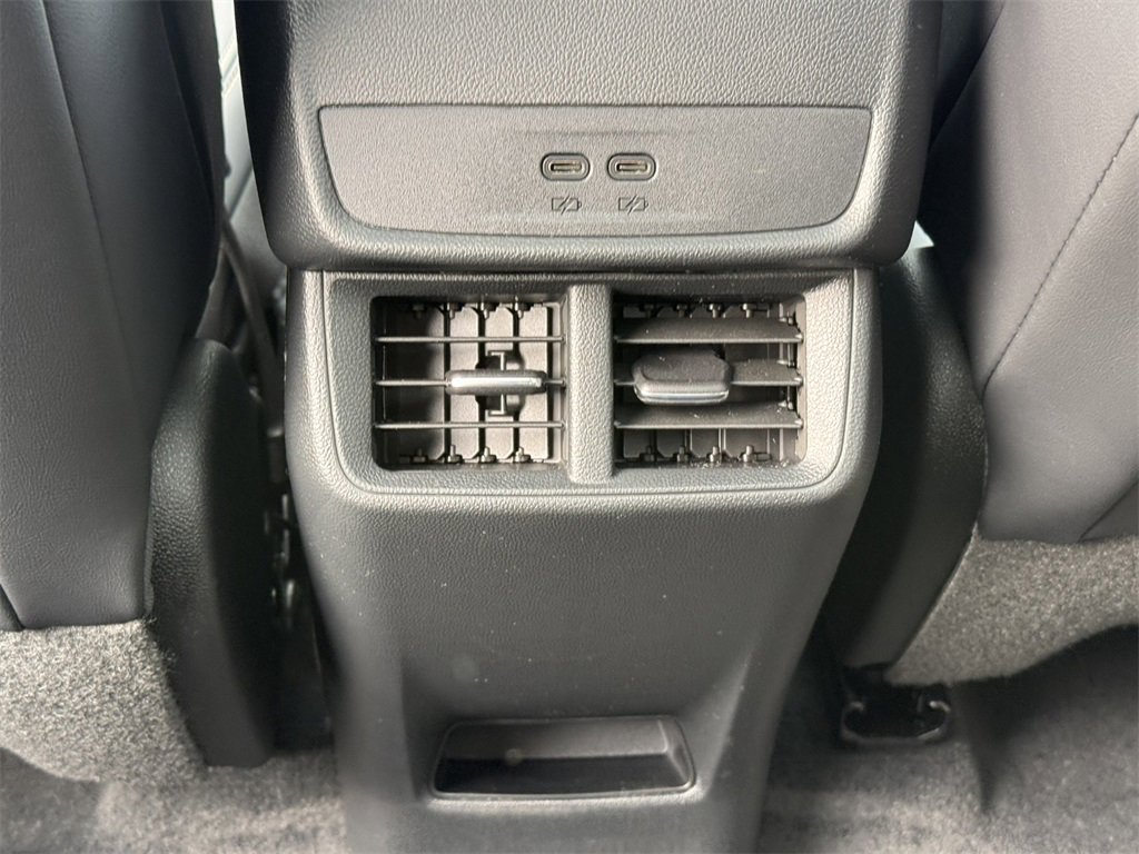 2026 GMC TERRAIN - Image 30