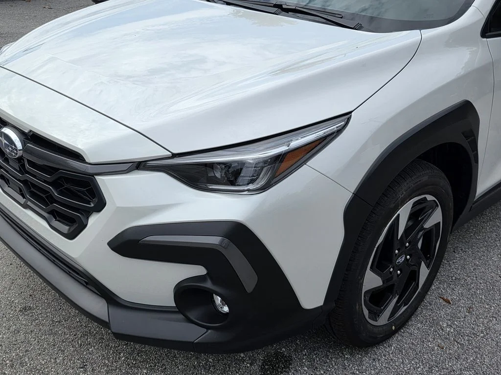 New 2026 CRYSTAL WHITE PEARL Subaru Limited image 6