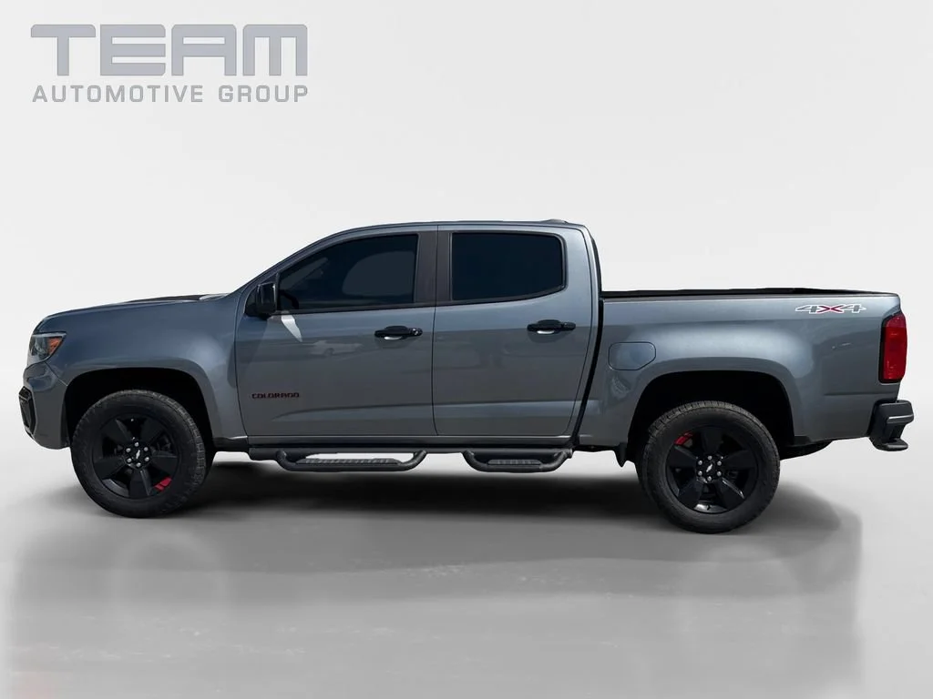 Used 2021 SATIN STEEL METALLIC Chevrolet 4WD LT image 4