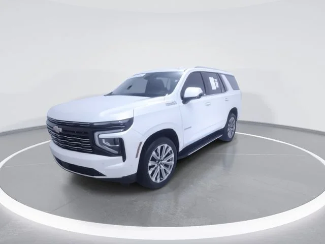Used 2025 Beige Chevrolet High Country image 5