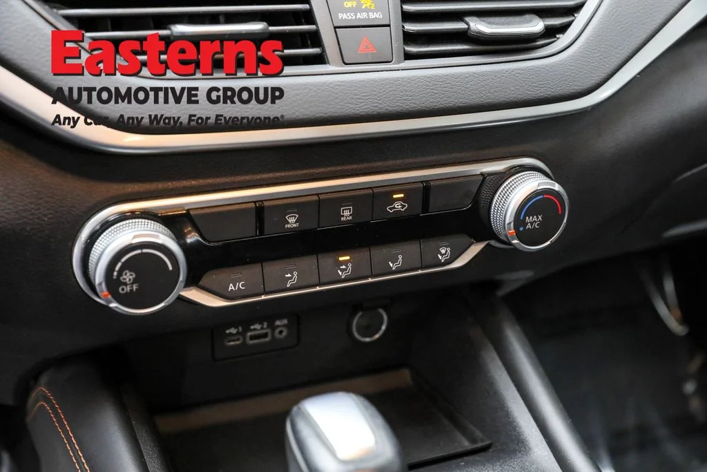 Used 2022 Black Nissan 2.5 SR image 20