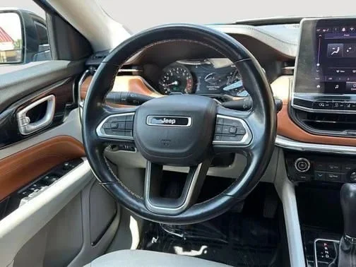 Used 2022 Laser Blue Jeep Limited image 11
