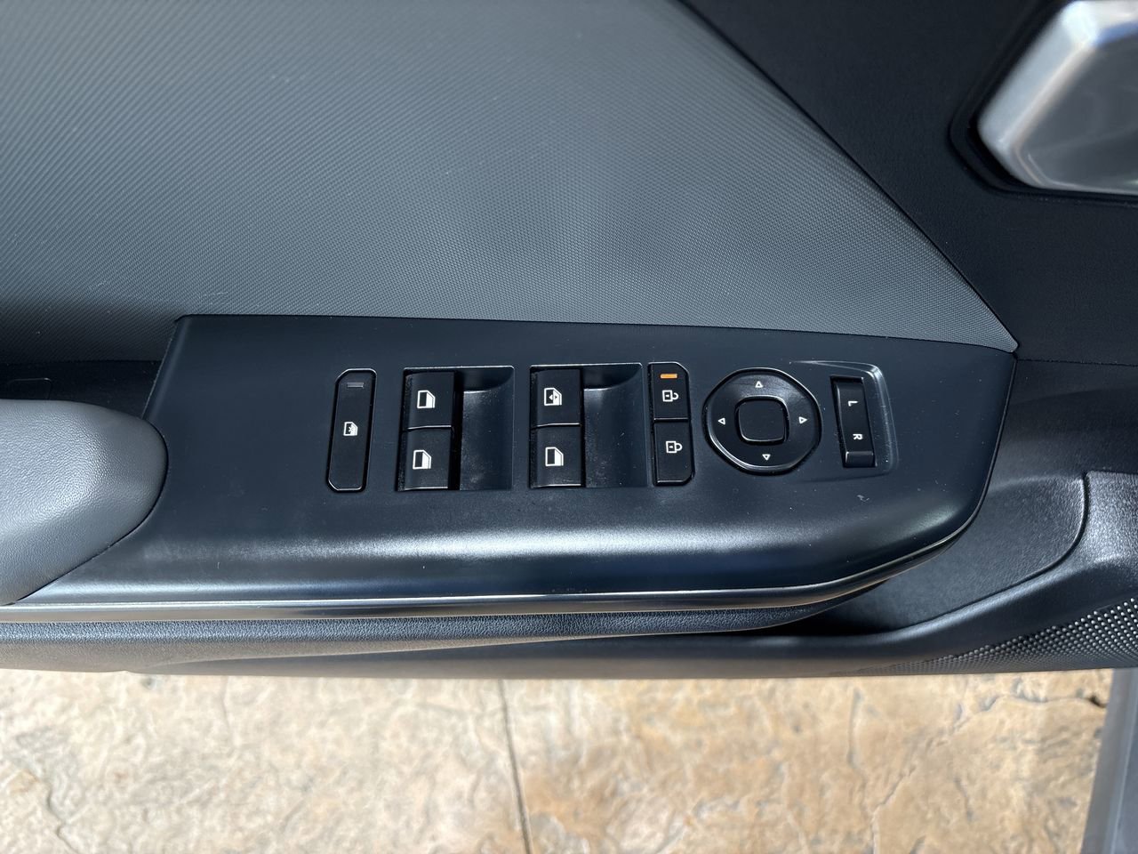 Used 2025 Interstellar Gray Kia LXS image 13