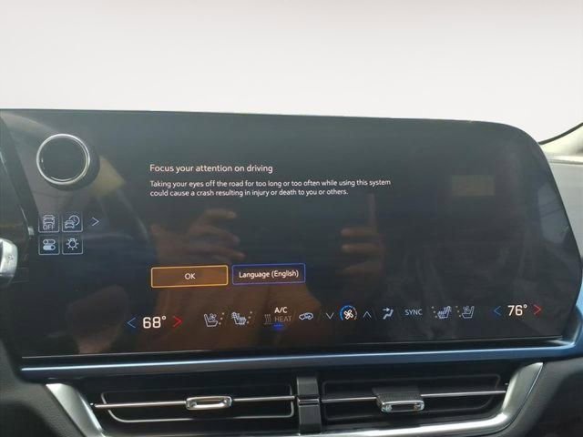 2025 Chevrolet Equinox EV LT - Photo 12