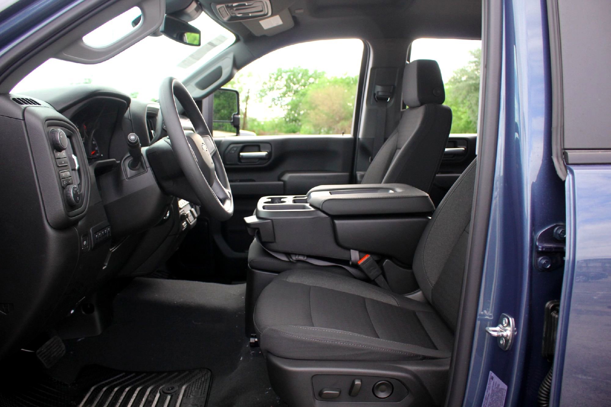 2026 Chevrolet Silverado 2500 HD Custom - Photo 7