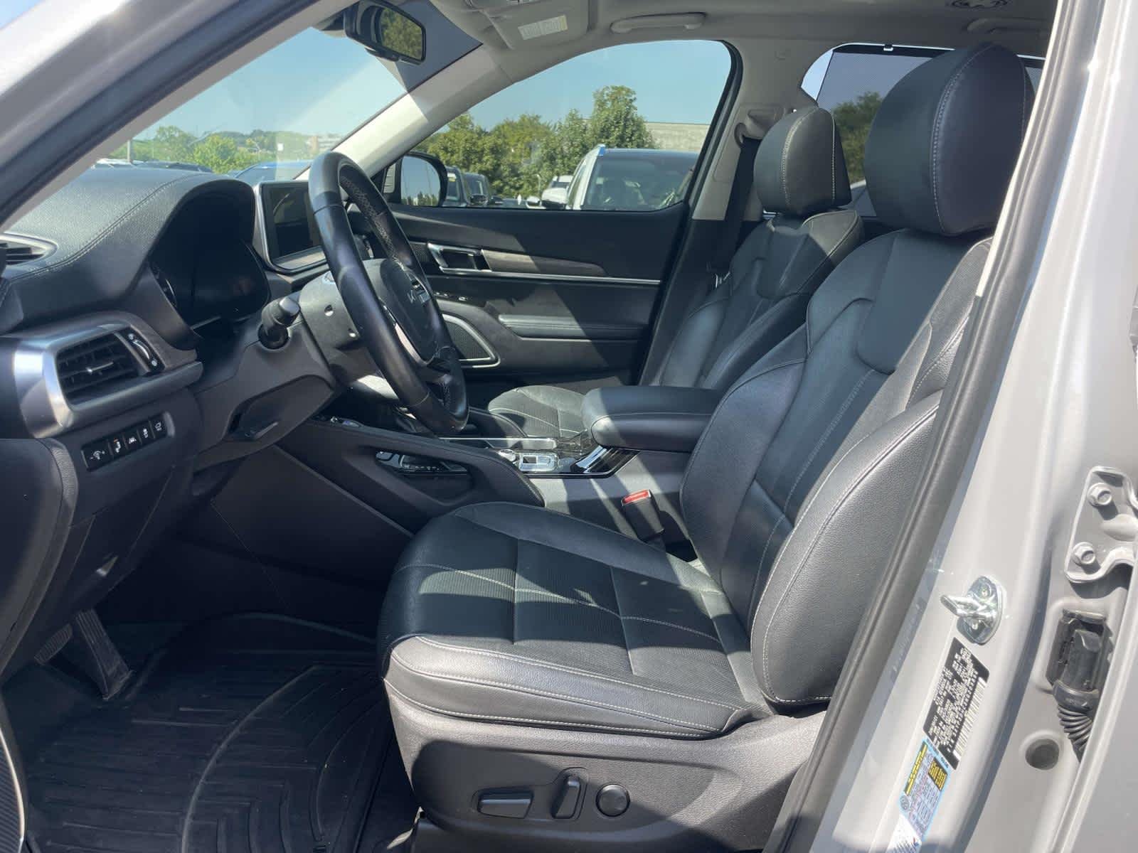Certified Used 2022 Wolf Gray Kia EX image 20