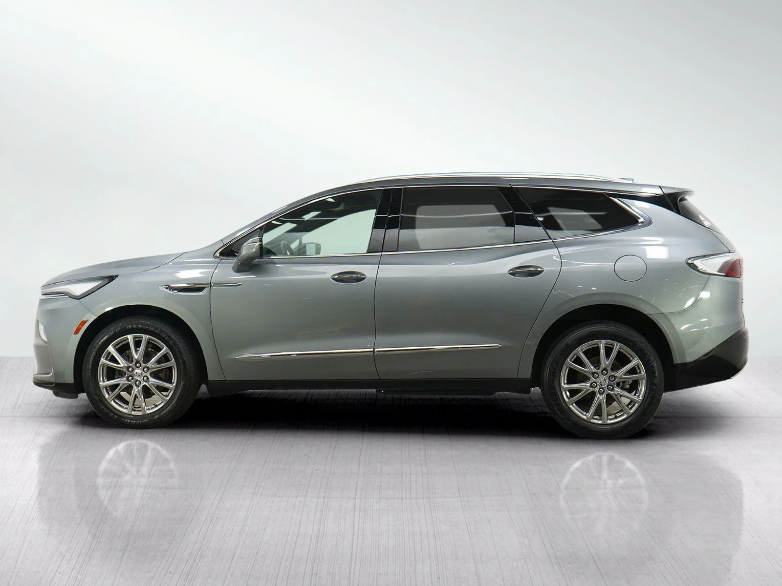 Used 2023 Buick Enclave Essence with VIN 5GAEVAKW6PJ178337 for sale in Roseville, Minnesota