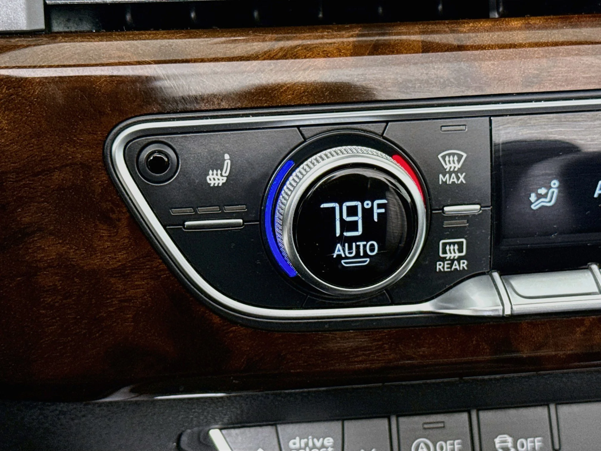 Used 2018 Black Metallic Audi Premium Plus image 22