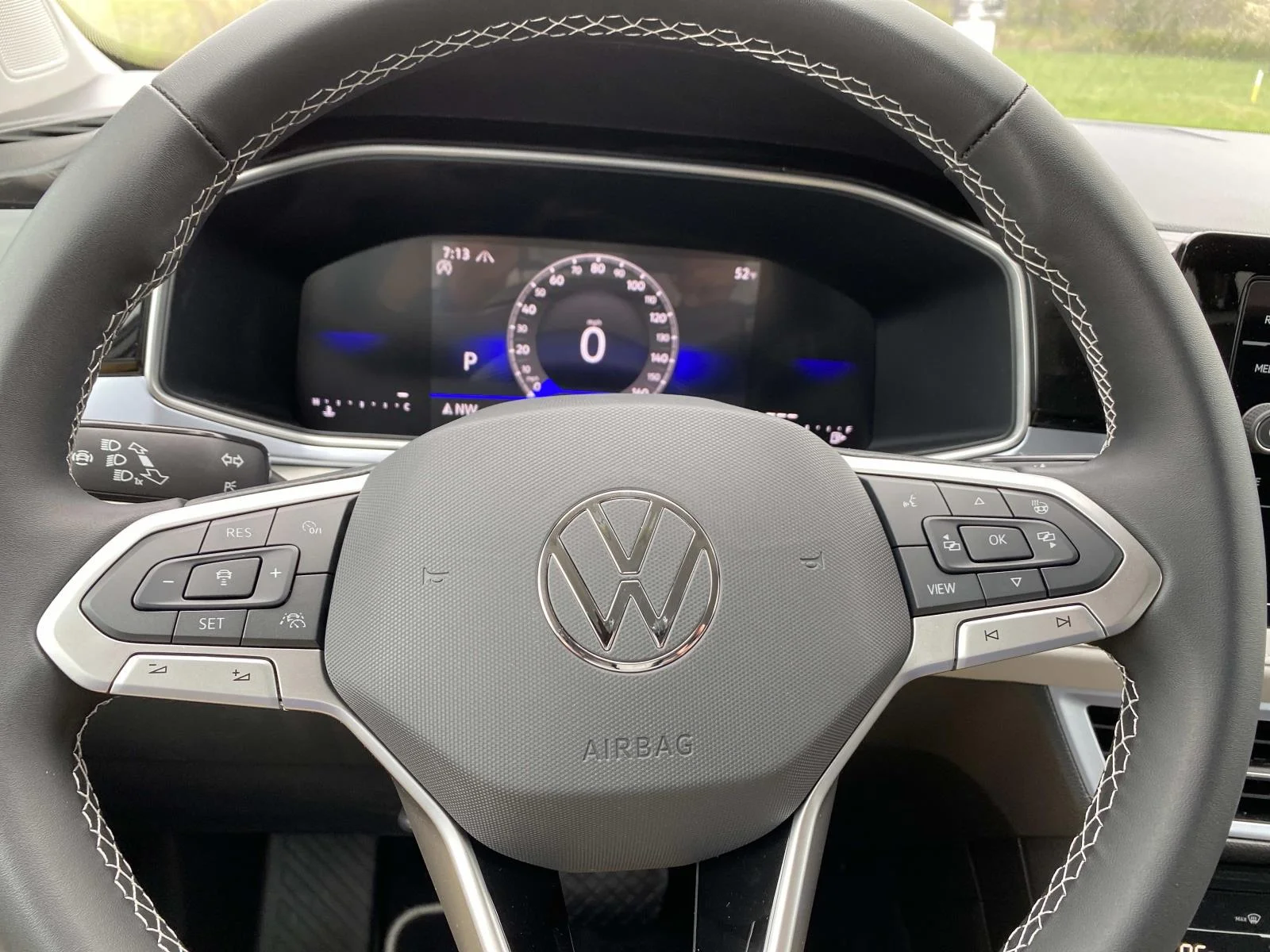 New 2026 Pure White Volkswagen SE 4MOTION image 12