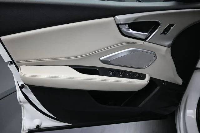 Used 2025 White Acura Technology Package image 19