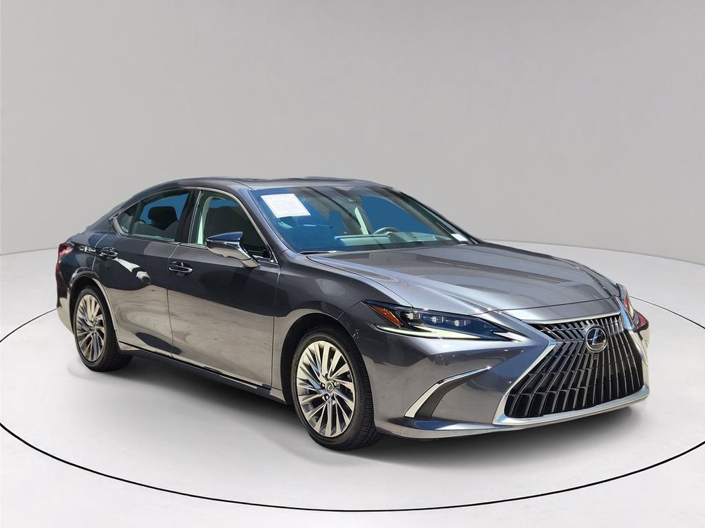 2023 Lexus ES 300h 300h Ultra Luxury's photo