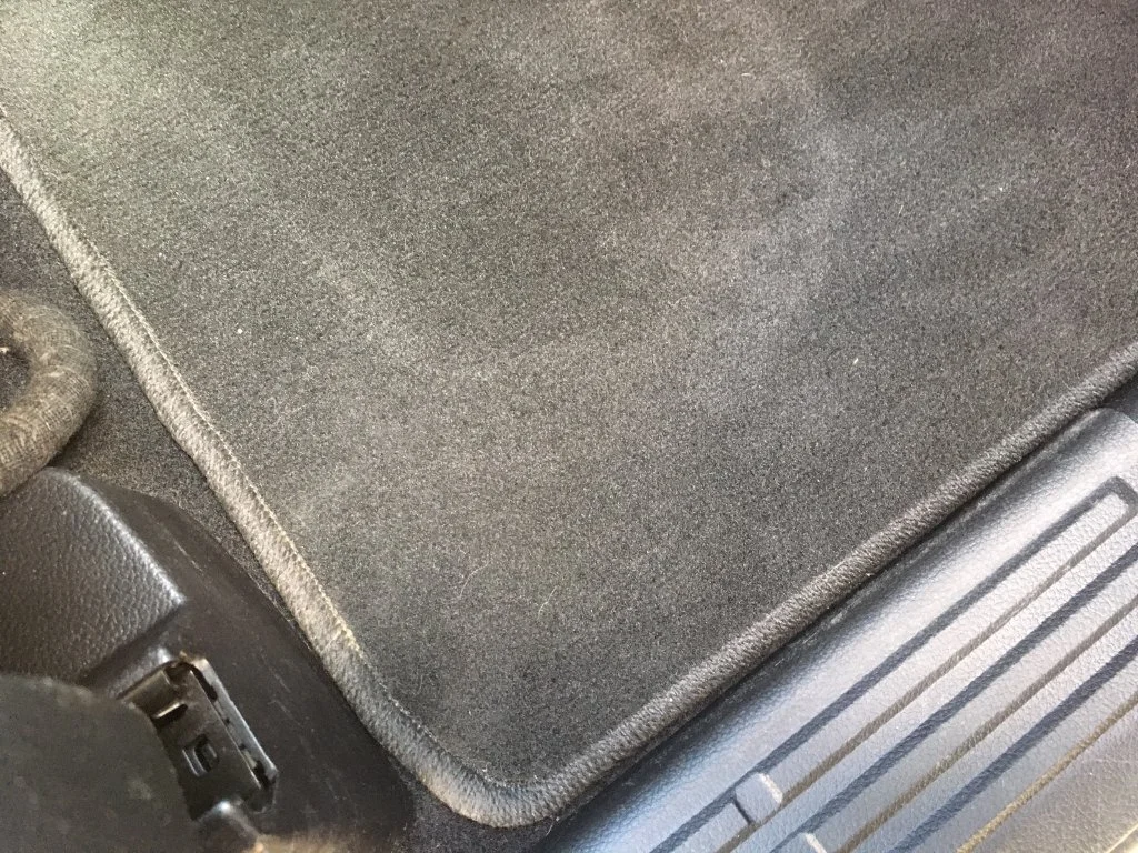 Used 2020 Silver Ford XLT image 32
