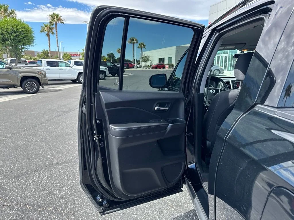 Used 2019 Black Honda Sport image 17