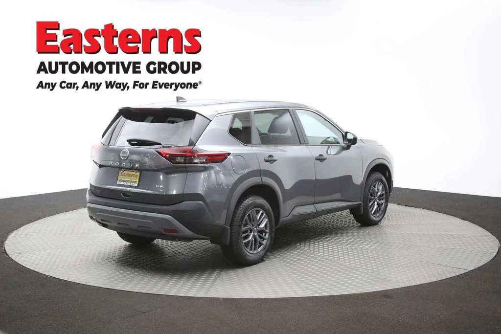 Used 2023 Gray Nissan S image 40