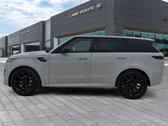 New 2026 Borasco Grey Land Rover Dynamic SE image 2