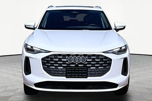 Used 2025 White Audi 2.0T Premium image 3