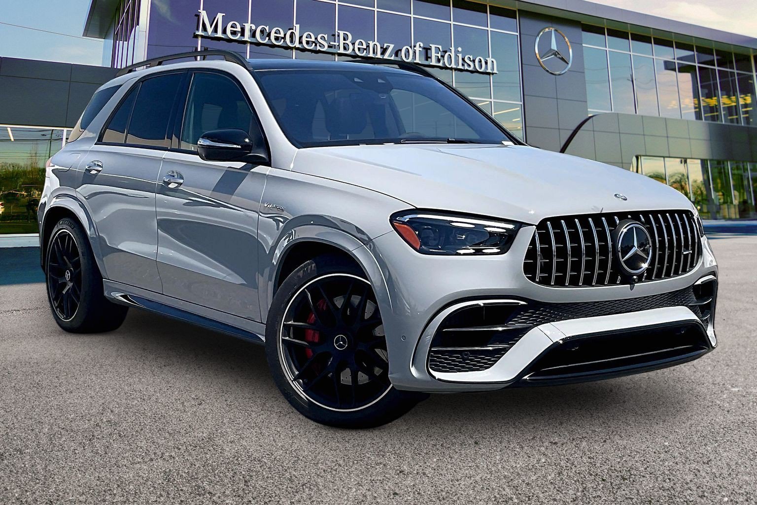 New 2026 MANUFAKTUR Alpine Grey Mercedes-Benz AMG® GLE 63 S 4MATIC+ SUV image 14