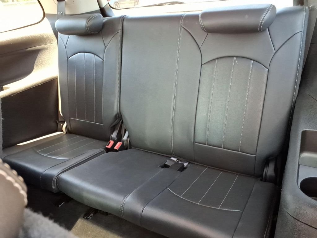 Used 2014 Iridium Metallic GMC Denali image 6