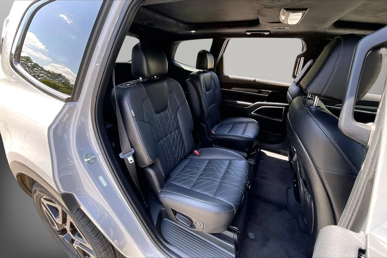 Certified Used 2024 Gray Kia SX-Prestige X-Line image 25