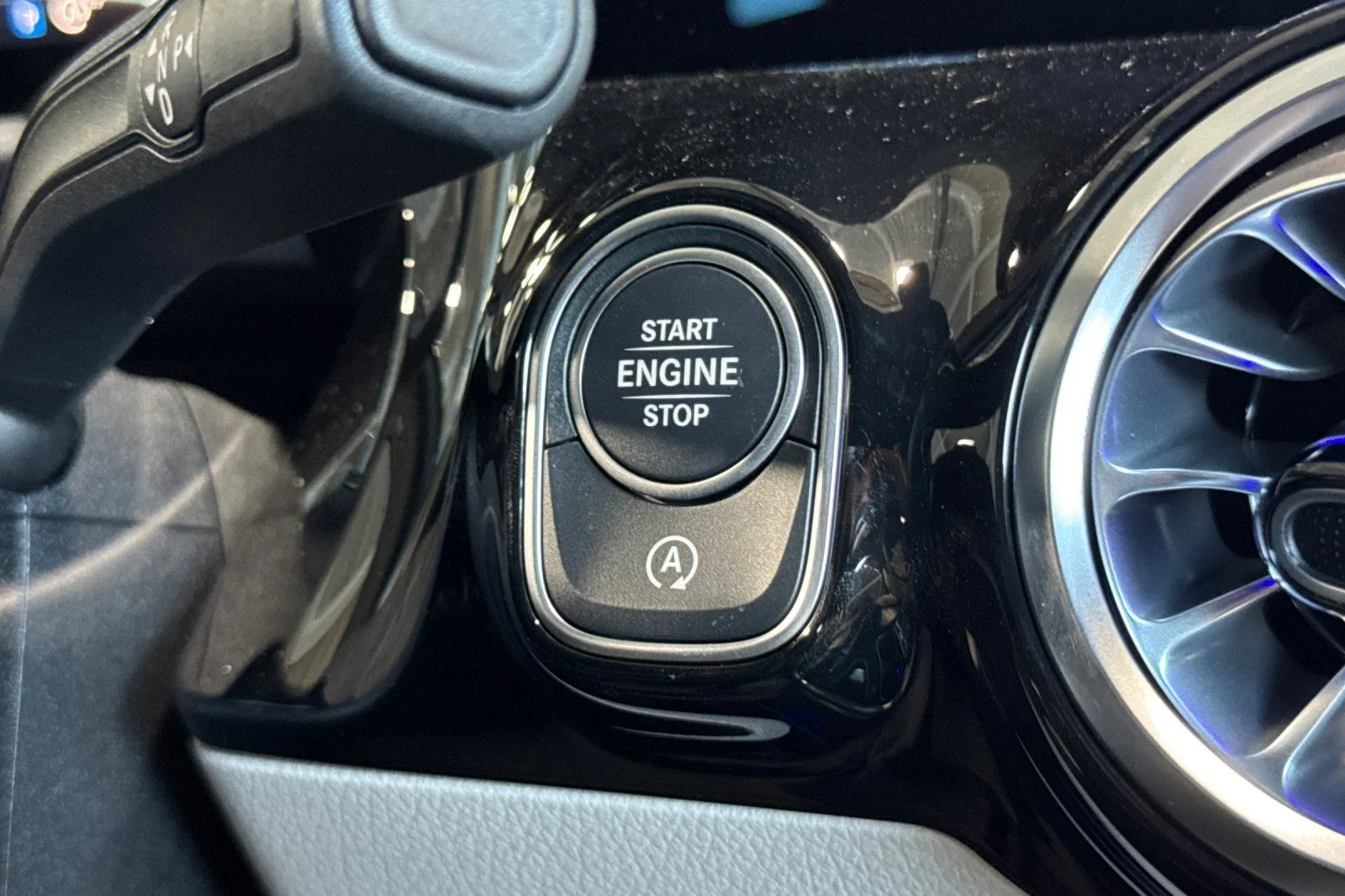 New 2026 Polar White Mercedes-Benz GLA 250 image 19