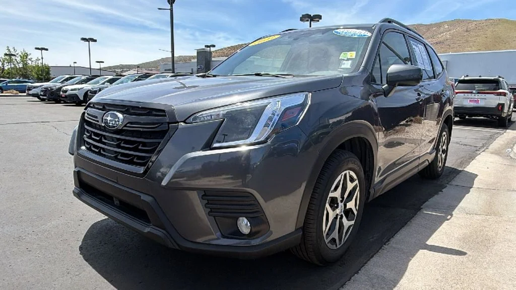 Used 2023 Gray Metallic Subaru Premium image 7