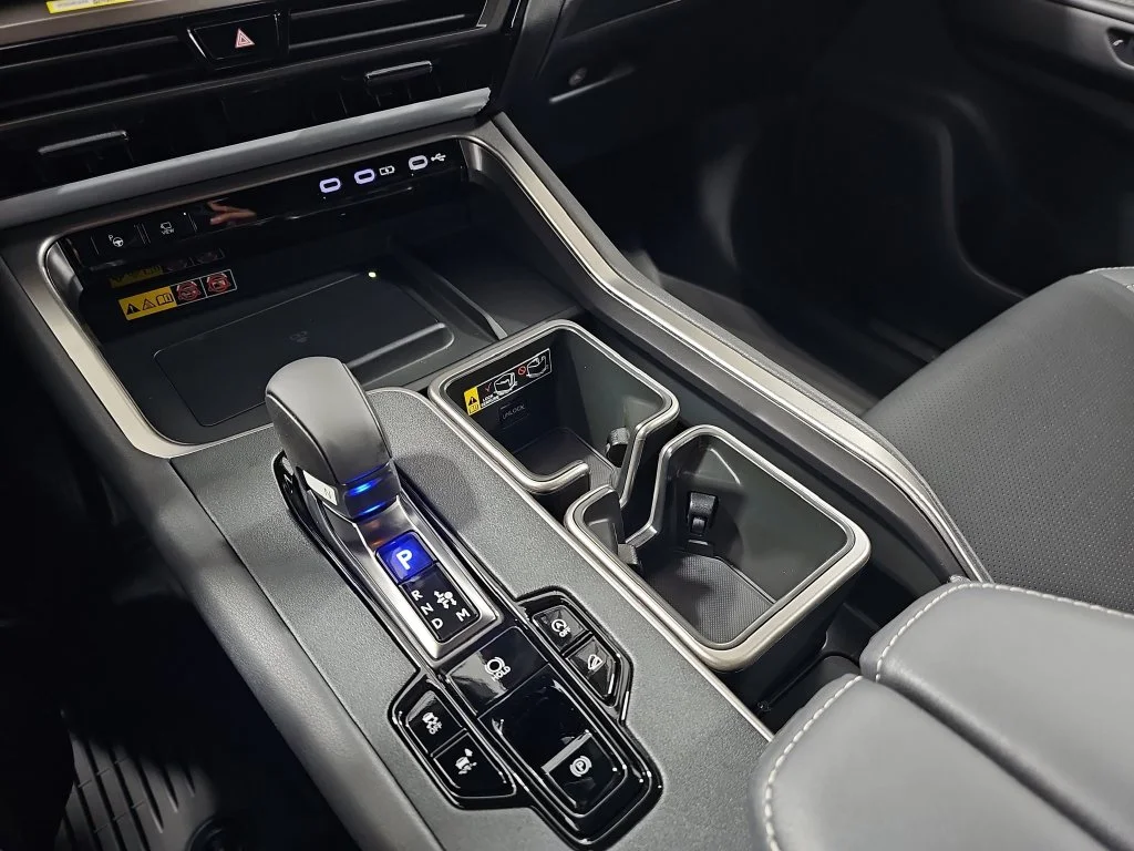 New 2026 Caviar Lexus PREMIUM AWD image 24