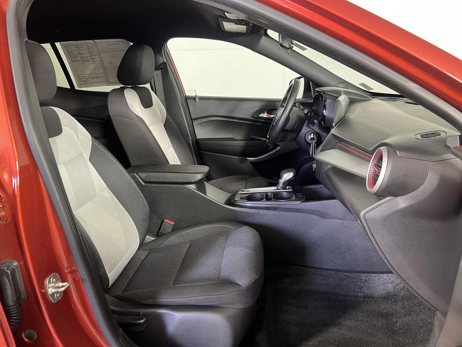 Used 2024 Cayenne Orange Metallic Chevrolet 1RS image 21