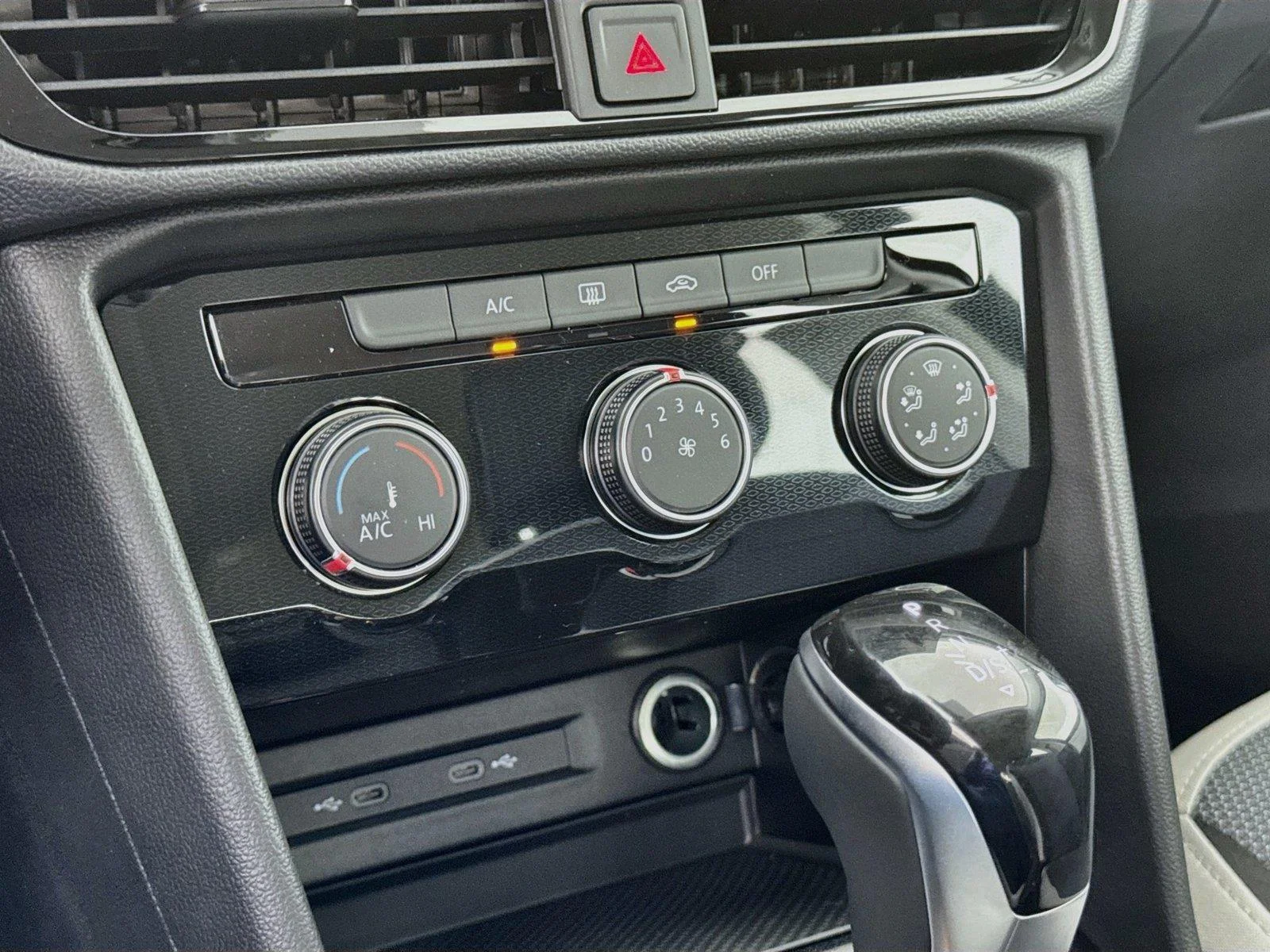 New 2027 Deep Black Pearl Volkswagen S image 15