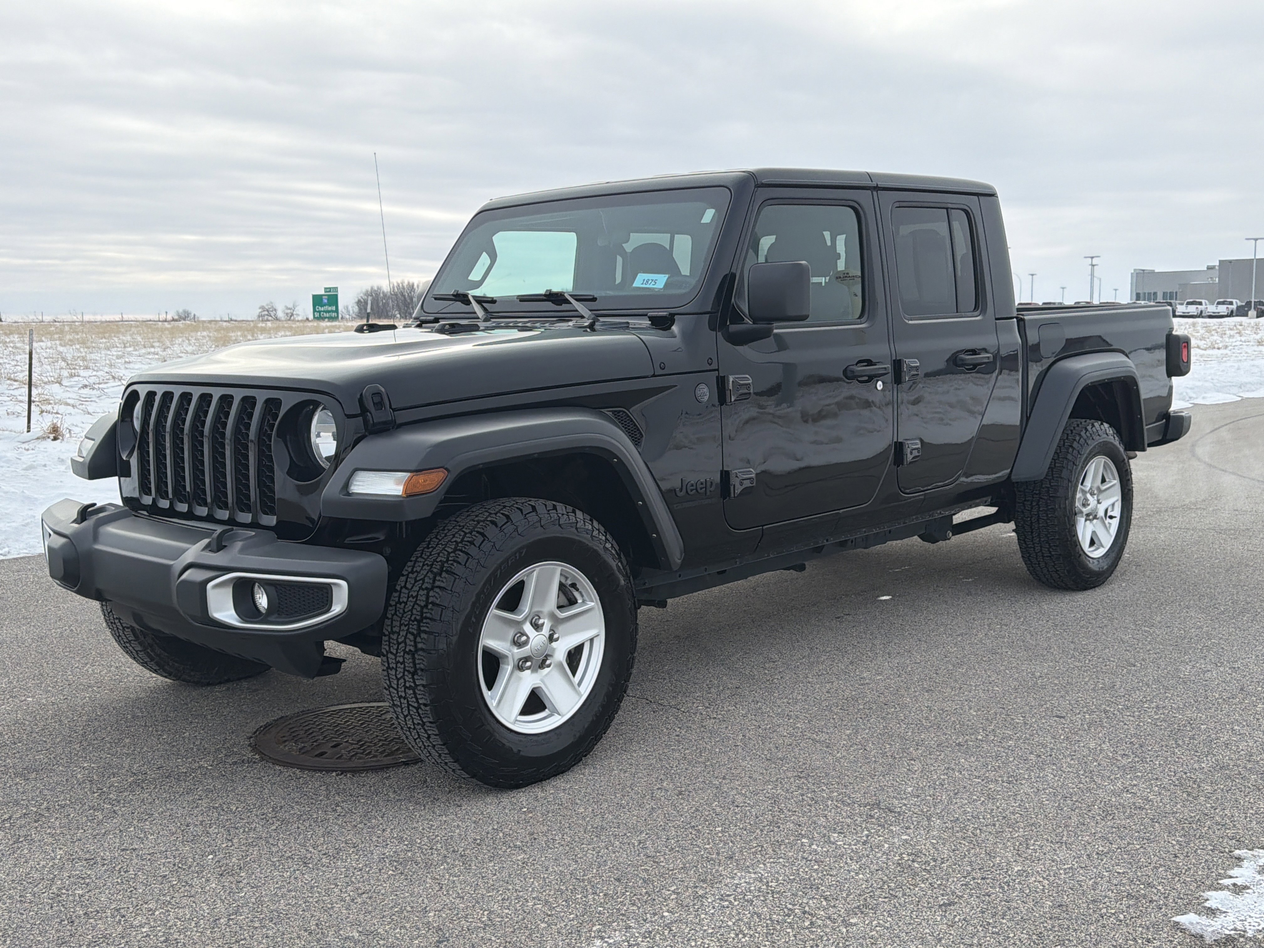 Used 2023 Jeep Gladiator Sport S with VIN 1C6HJTAG2PL523307 for sale in Burnsville, Minnesota