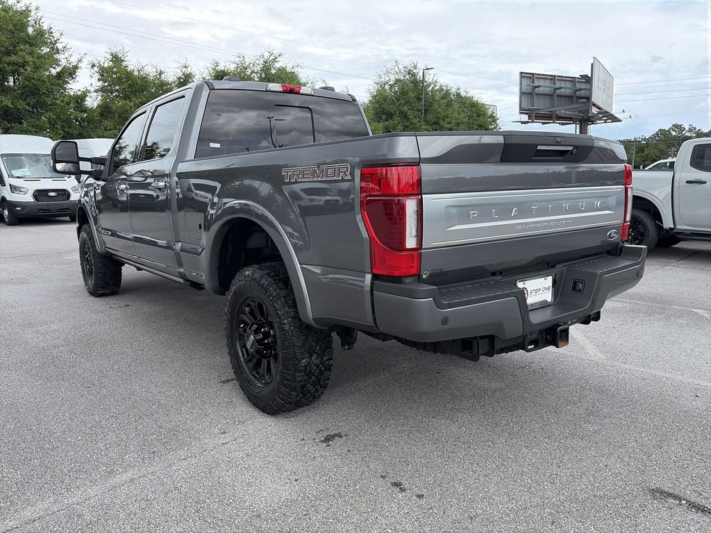 Used 2022 Gray Ford Platinum image 5