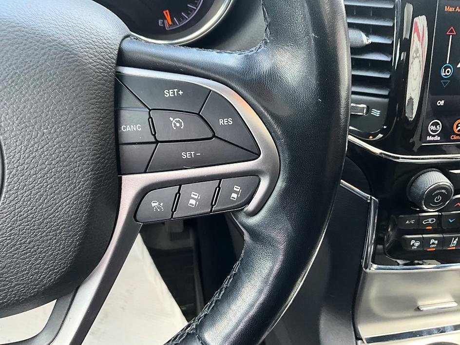 Used 2021 Black Jeep Limited image 32
