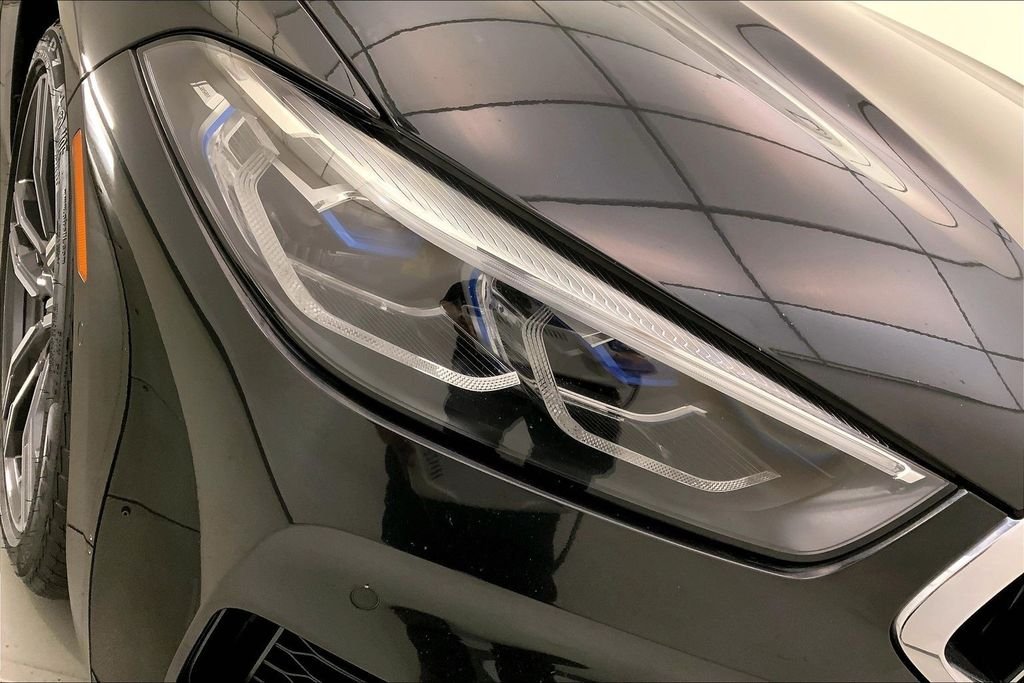 Used 2022 Black Sapphire Metallic BMW  image 27