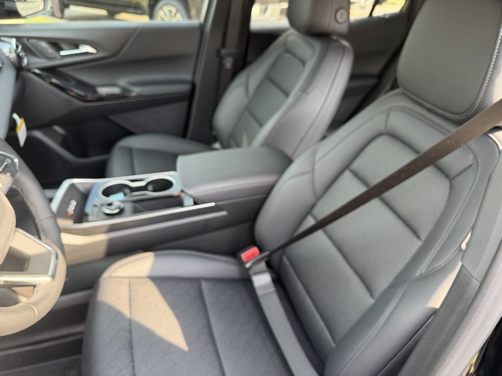 New 2027 Mosaic Black Metallic Chevrolet LT image 39