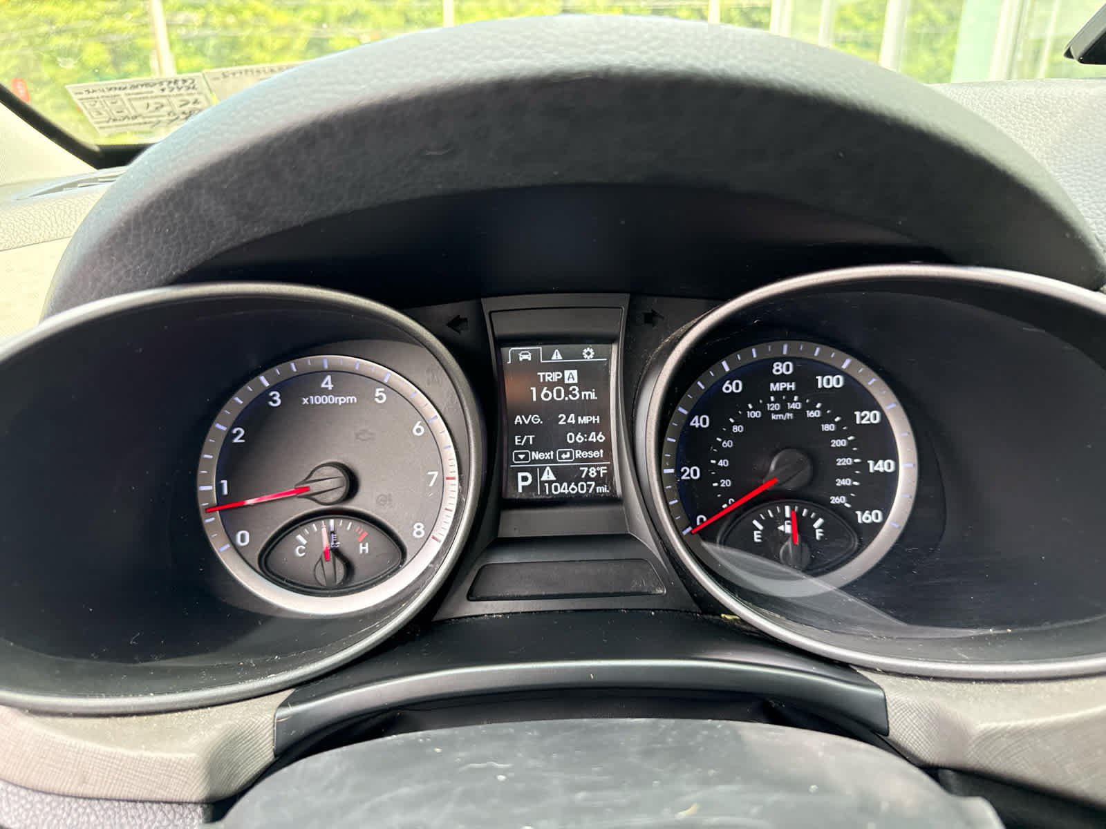 Used 2015 Sparkling Silver Hyundai  image 8