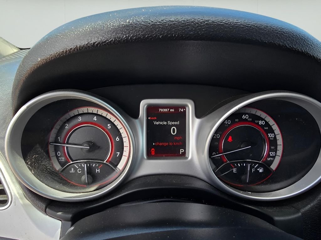 Used 2019 Vice White Dodge SE image 9