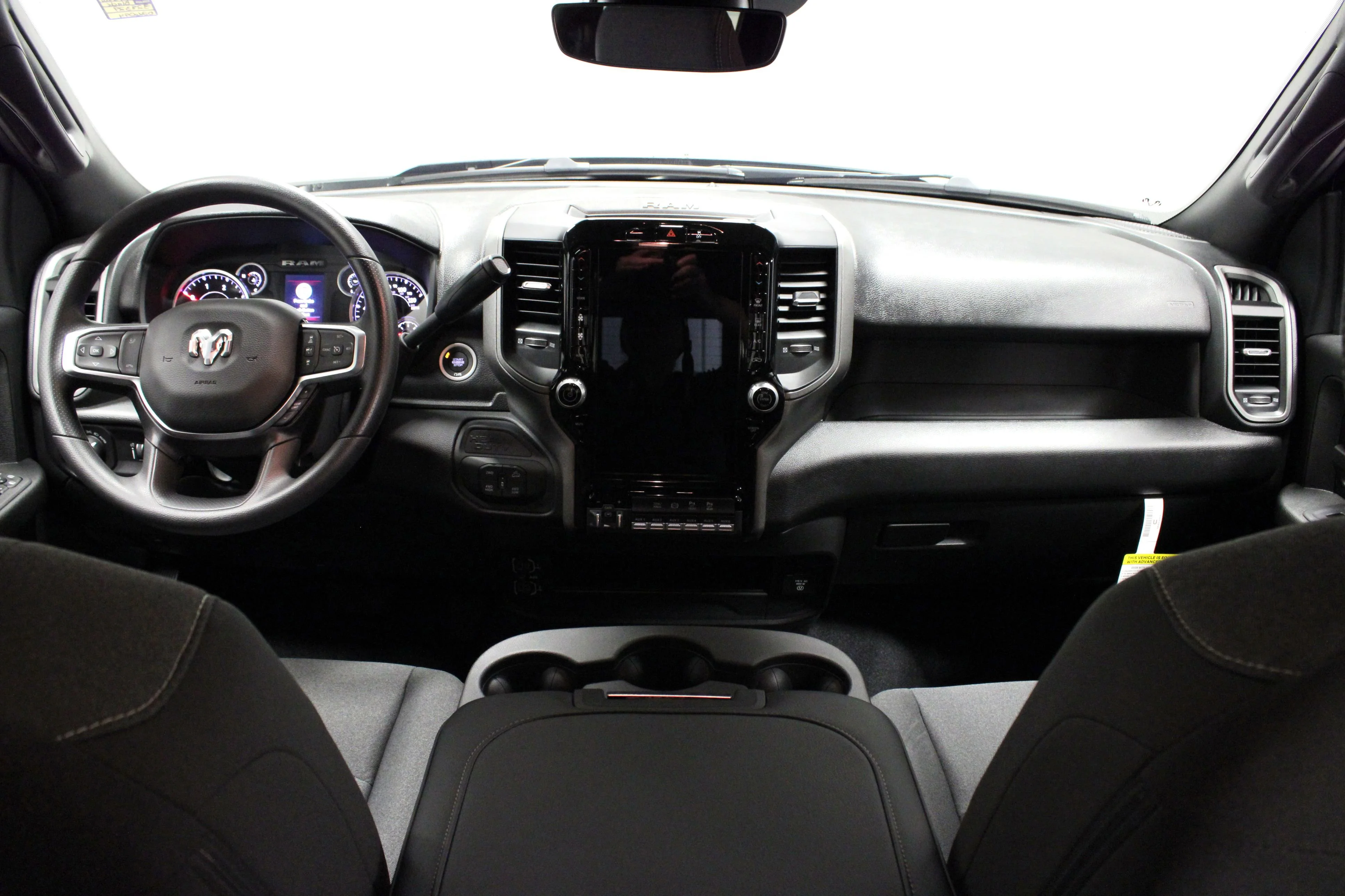 New 2026 Diamond Black Crystal Pearl-Coat Exterior Paint RAM Warlock image 20