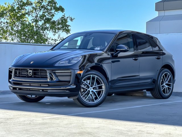 2026 Porsche Macan 