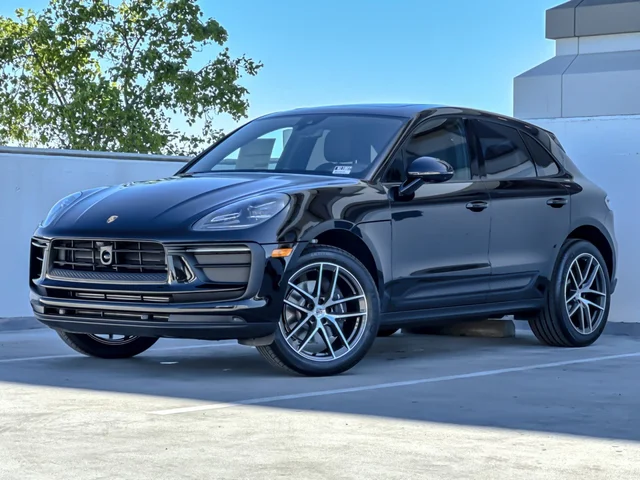 2026 Porsche Macan 