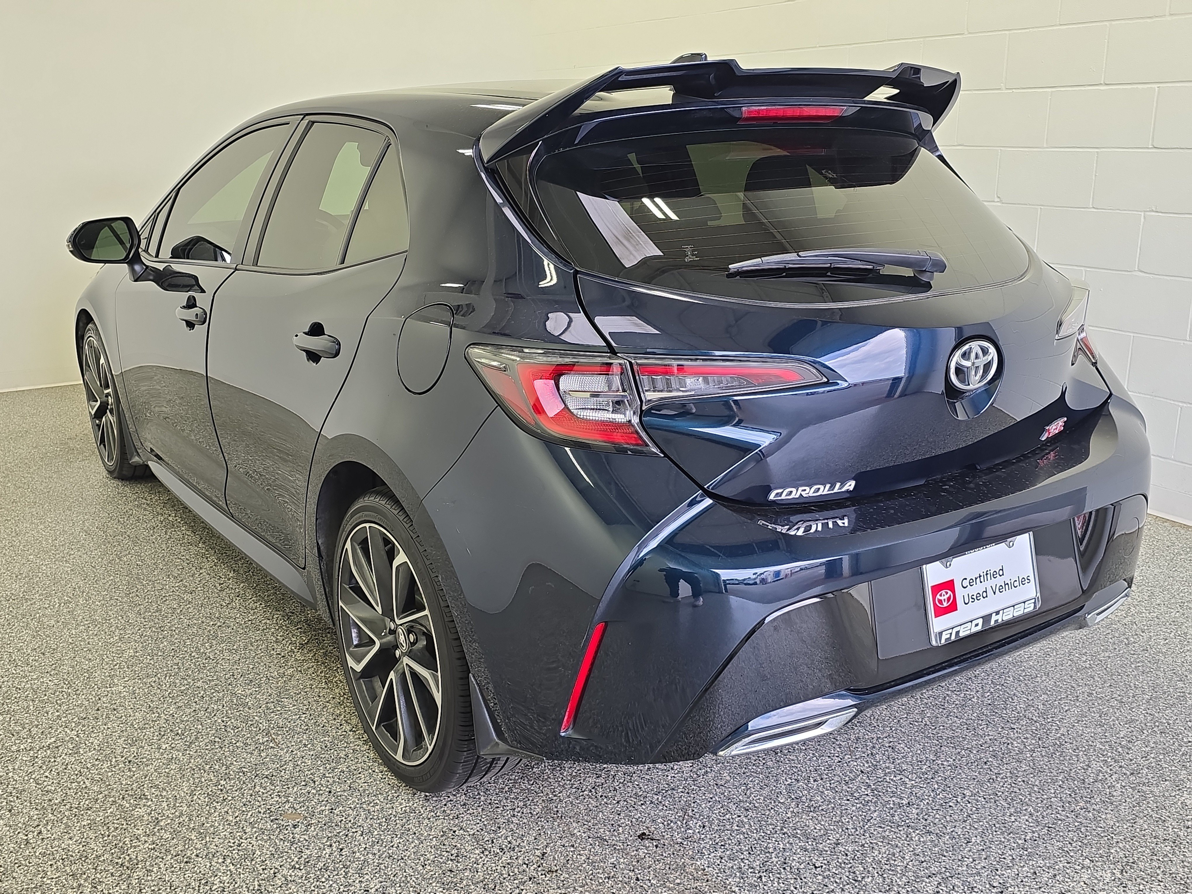 Certified Used 2021 Galactic Aqua Mica Toyota XSE image 4