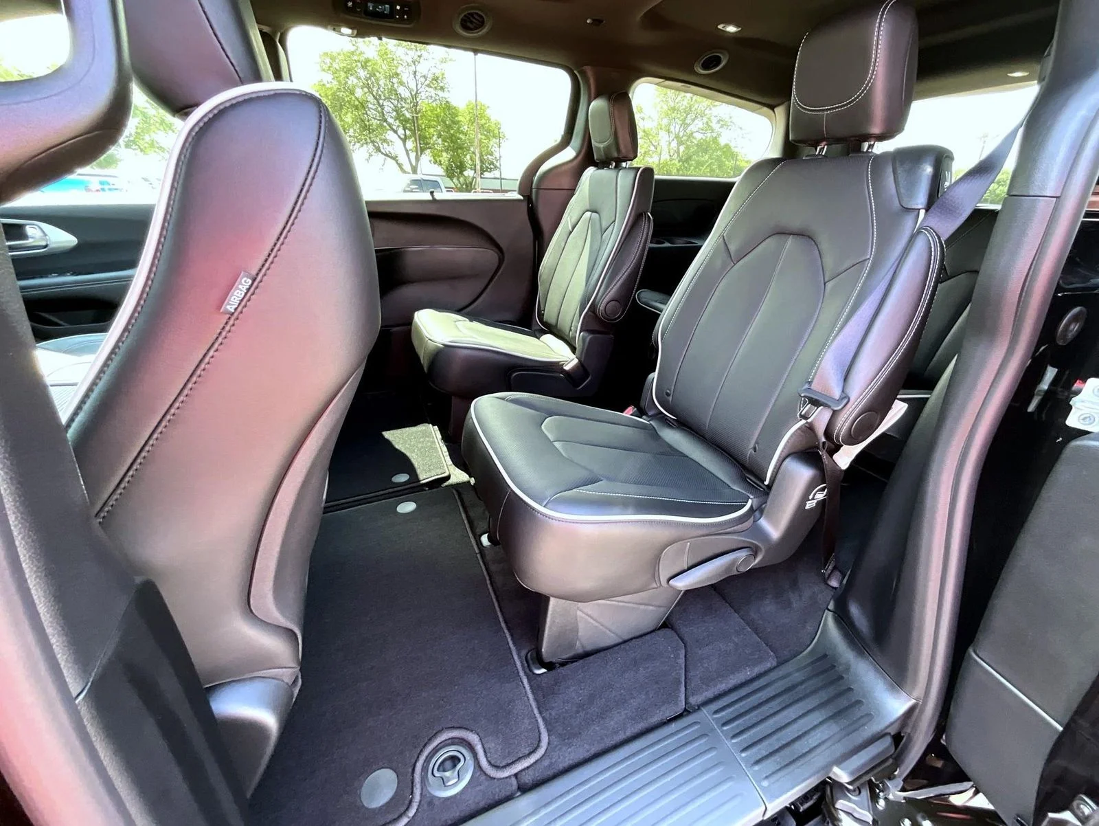 New 2026 Black Chrysler Limited image 11