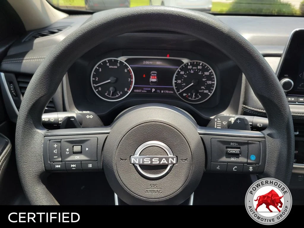 Used 2024 Gray Nissan SV image 32