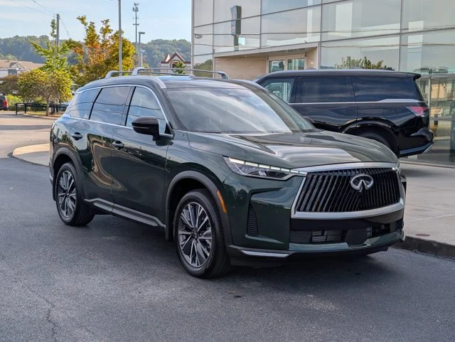New 2027 DEEP EMERALD INFINITI LUXE image 9