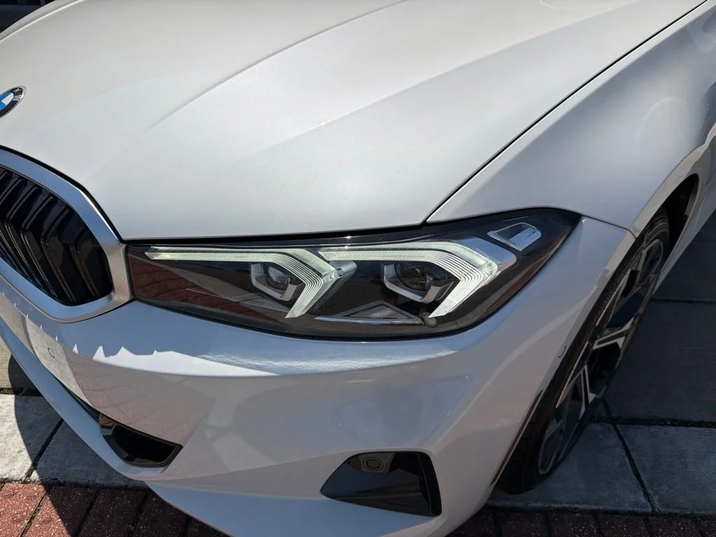 Used 2025 White BMW 330i image 12