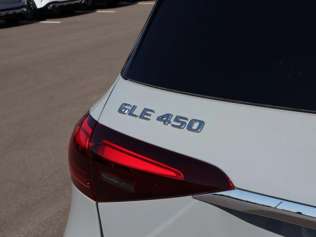 Used 2026 MANUFAKTUR Alpine Gray Mercedes-Benz GLE 450 image 16